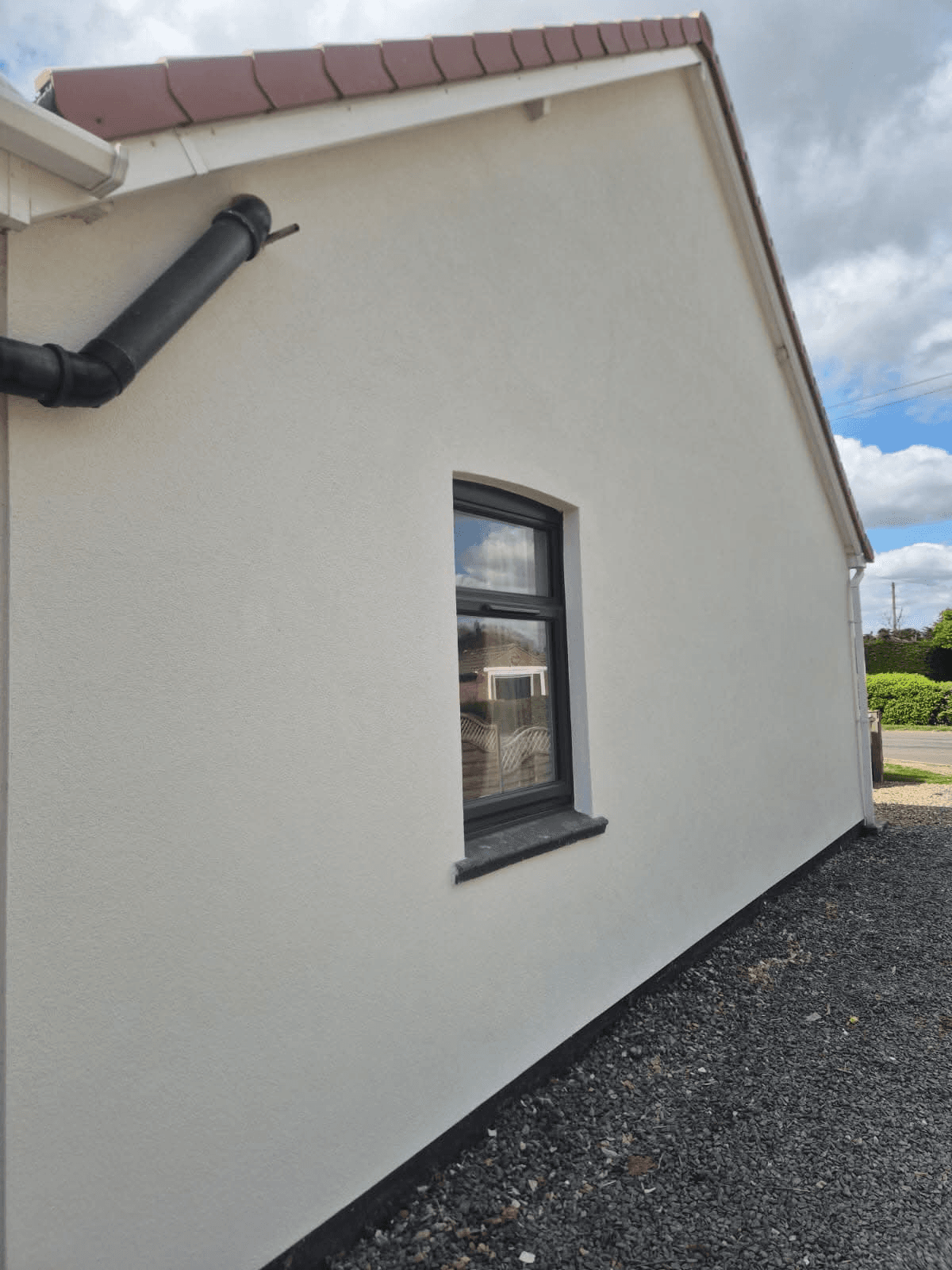 Side gable wall with silicone render